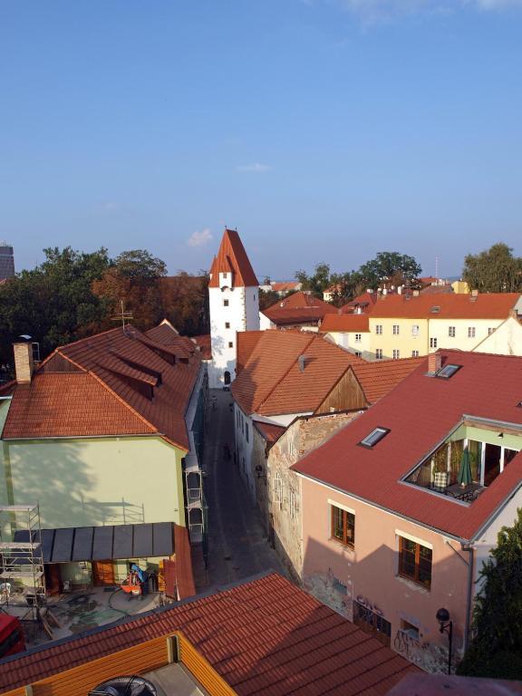 Hotel Budweis Ngoại thất bức ảnh